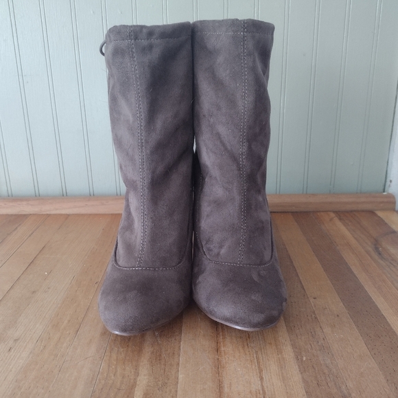 Wet Seal Vegan Suede Slouch Pull On Boots - Picture 5 of 5